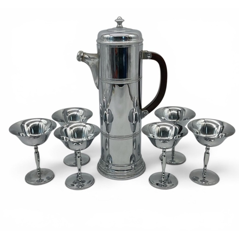 Cocktail Shaker Farber Bros. Krome-Kraft Bakelite Handle 6 Chrome Cocktail Glass